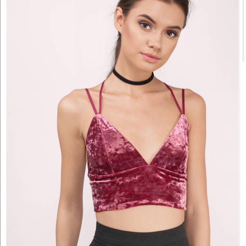 😍PROJECT 28 NYC Strappy Crushed-Velvet Bralette
